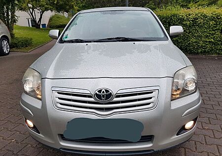 Toyota Avensis Sol 2.0-l-D-4D Sol