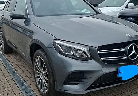 Mercedes-Benz GLC 300 4MATIC Autom. AMG LINE