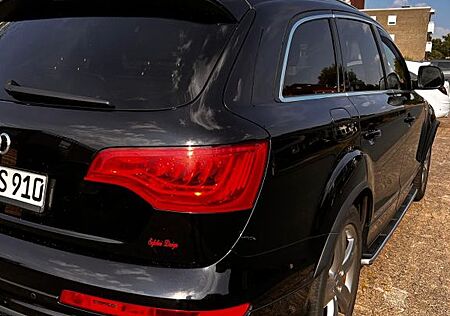 Audi Q7 3.0 V6 Diesel - 7-Sitzer - quattro - AHK