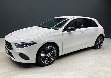 Mercedes-Benz A 200 Night SpurW KAM PDC SpurH Navi AUT FLA