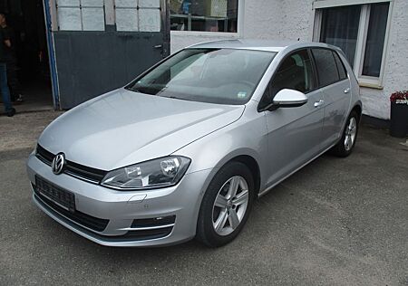 VW Golf Volkswagen VII Lim. Comfortline BMT