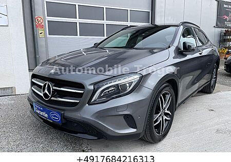 Mercedes-Benz GLA 200 Pano I Leder I Elektr. Sitz+Memo