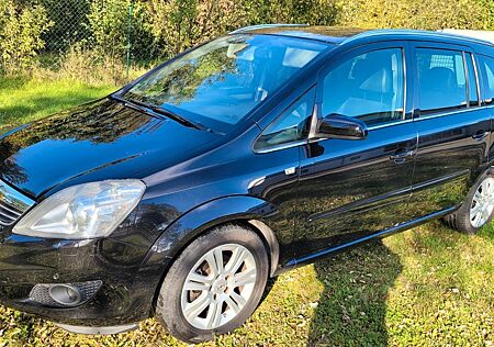 Opel Zafira 1.8 INNOVATION 1.Hand Autogas *TOP*