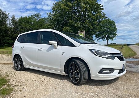 Opel Zafira Tourer - OPC Line - Top Ausstattung