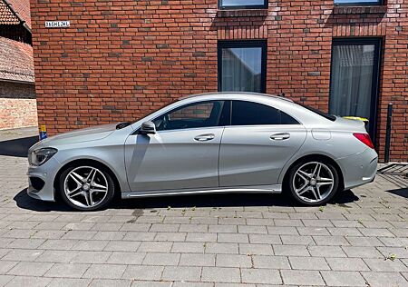 Mercedes-Benz CLA 200 AMG Line AMG Line