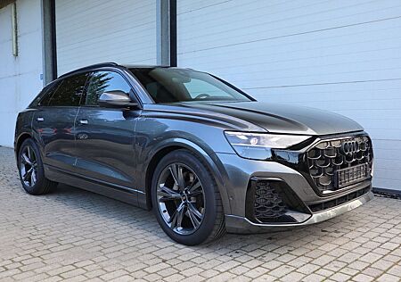 Audi Q8 gebraucht kaufen Audi Q8 55 TFSI qu S-Line *FACELIFT* BLACK-PAKET/PANO