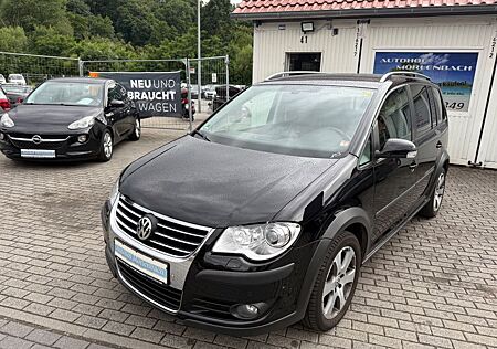 VW Touran Volkswagen CrossTouran