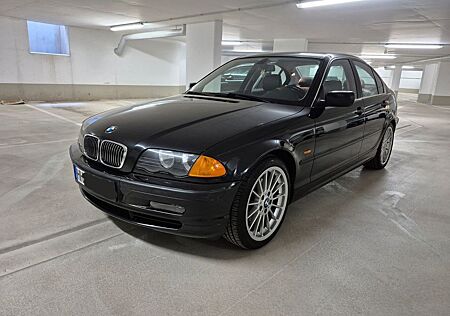 BMW 328i E46 - Vollleder *2. Hand* Scheckheft