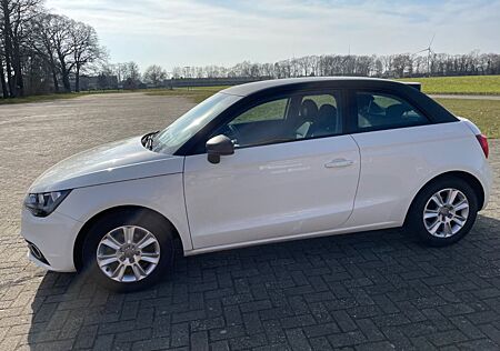 Audi A1 1.2 TFSI Attraction
