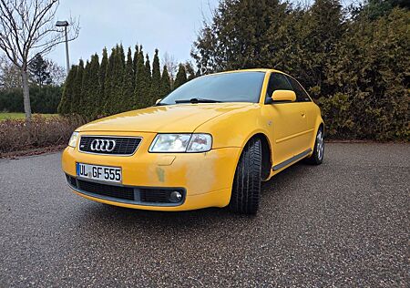 Audi S3 1.8 T quattro -