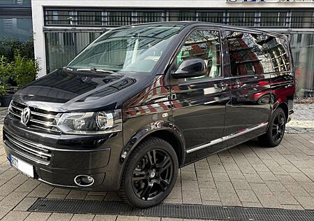 VW T5 Multivan Volkswagen Neuer Motor highline