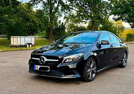 Mercedes-Benz CLA 200 d Coupé URBAN
