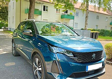 Peugeot 3008 HYBRID 225 e-EAT8 Roadtrip Roadtrip