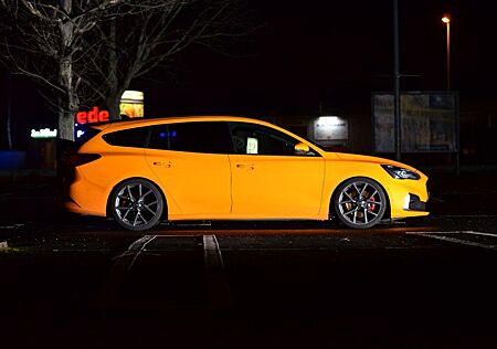 Ford Focus 2,3 EcoBoost ST Styling-Paket Turnier ...
