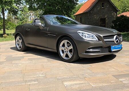 Mercedes-Benz SLK 200 -