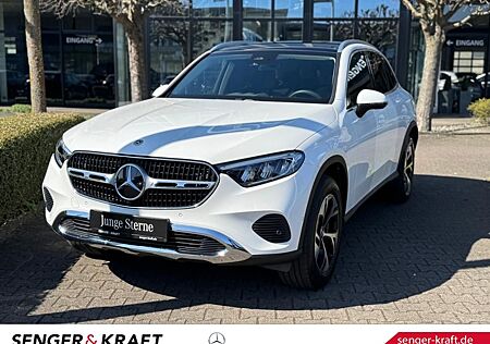 Mercedes-Benz GLC 300 de 4MATIC Pano SpurW W-Paket KAM PDC LM