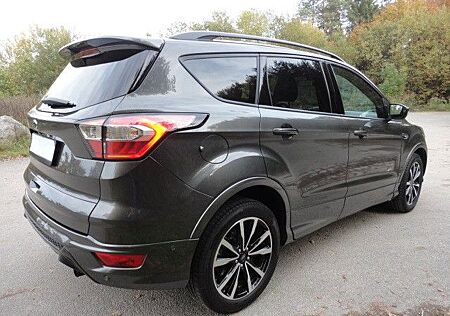 Ford Kuga 1,5 EcoBoost 4x4 134kW ST-Line Automat ...