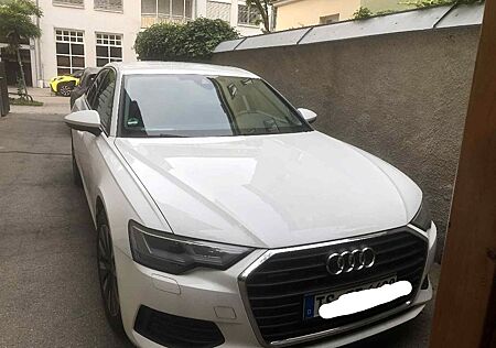 Audi A6 50 TFSI e quattro S tronic -