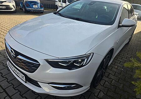 Opel Insignia B Grand Sport Dynamic 4x4 OPC