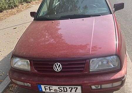 VW Vento Volkswagen 1.9TDI GLX Auto GLX