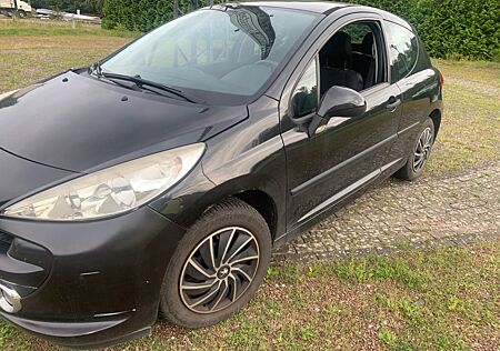 Peugeot 207 Filou