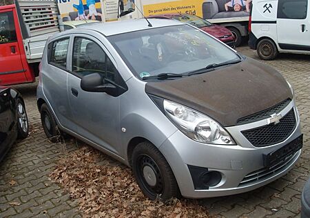 Chevrolet Spark Basis+