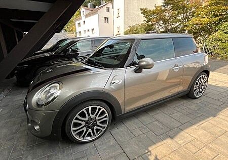 Mini Cooper S * Panorama * Sound * Yours
