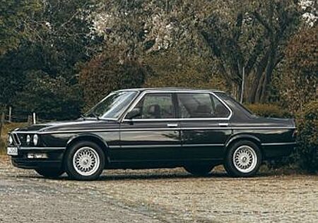 BMW 524td E28 von 1986 mit H-Zulassung