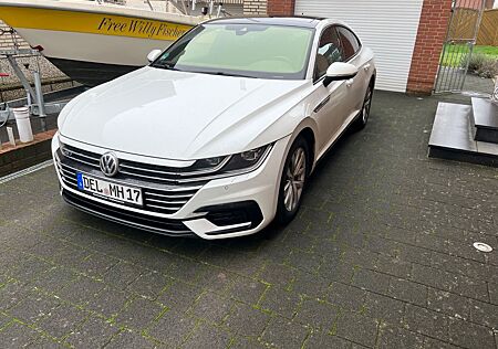 VW Arteon Volkswagen 2.0 TDI SCR R-Line R-Line
