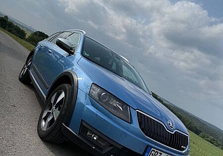 Skoda Octavia 2.0 TDI Green tec DSG 4x4 Scout Comb...