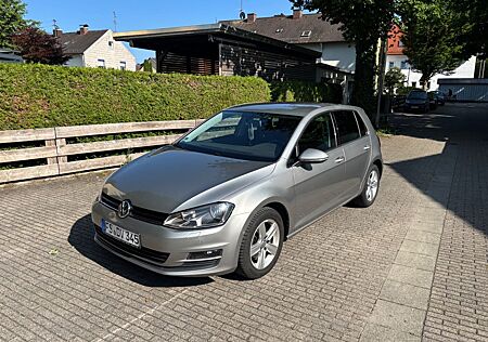 VW Golf Volkswagen 1.2 TSI BMT Comfortline Comfortline
