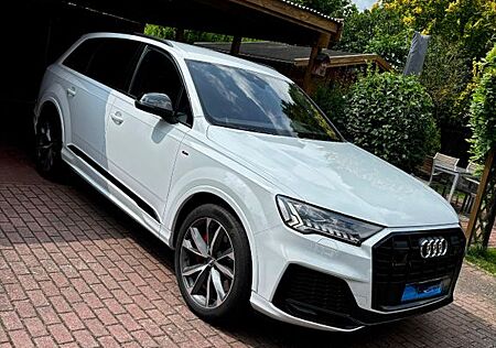 Audi Q7 60 TFSI e quattro S line BOSE®*ACC*LASER*AHK*