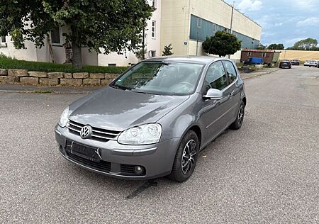 VW Golf Volkswagen V Lim. Comfortline *TÜV Neu