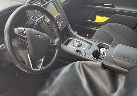 Ford Mondeo 2,0 EcoBlue 140kW Business Turnier Au...