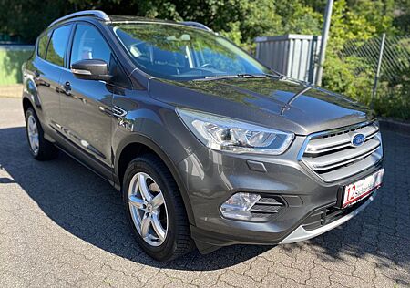 Ford Kuga Cool & Connect