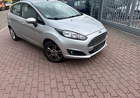 Ford Fiesta Sync Edition 1,3 5-Türer Euro 5