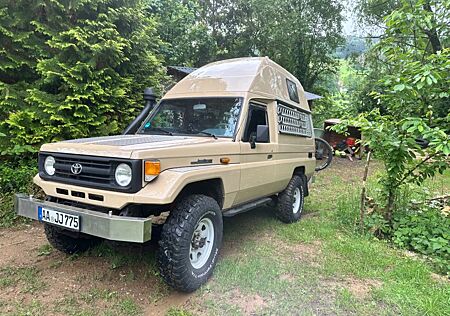 Toyota Land Cruiser HZJ 75 4.2D Desert Tec Hochdach