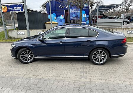 VW Passat Volkswagen 2.0 TSI 220 PS DSG Highline / R-Line