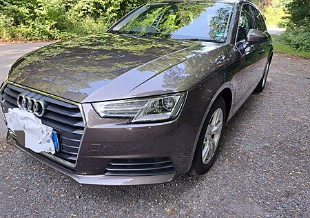 Audi A4 2.0 TDI ultra S tronic Avant Unfallfrei 2Hand