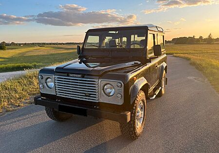 Land Rover Defender 90 E Station Wagon