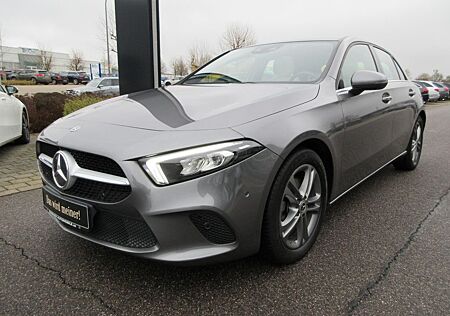 Mercedes-Benz A 220 Style 4M 7G LED Navi 360° Pano Memory AHK