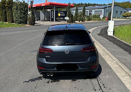VW Golf Volkswagen 2.0 TDI DSG GTD