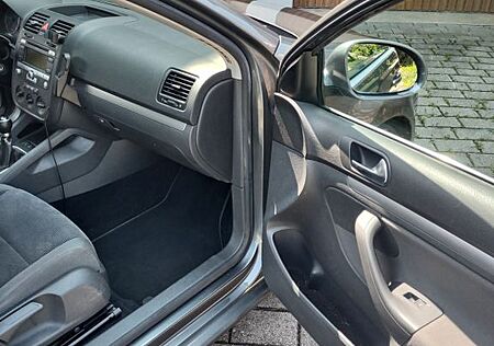 VW Golf Volkswagen 1.9 TDI 4MOTION Trendline Variant Trendline