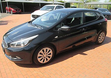 Kia Cee'd Ceed 1,4 CWT EDITION 7
