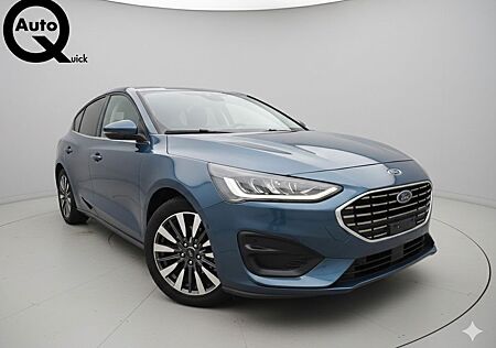 Ford Focus Lim. Titanium LED Kamera Navi uvm.