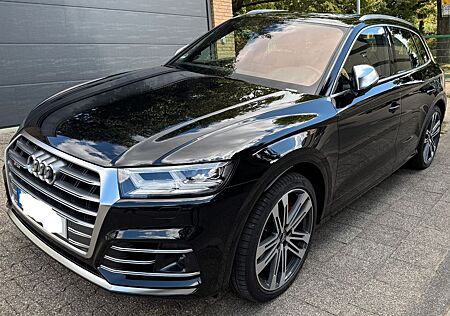 Audi SQ5 TDI tiptronic 8-stufig quattro - 347 PS