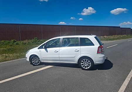 Opel Zafira 2.2 direct Auto INNOVATION "110 Jahre...