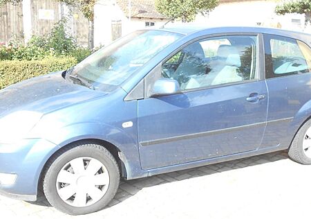 Ford Fiesta 1.3 44 kW - 2Türer