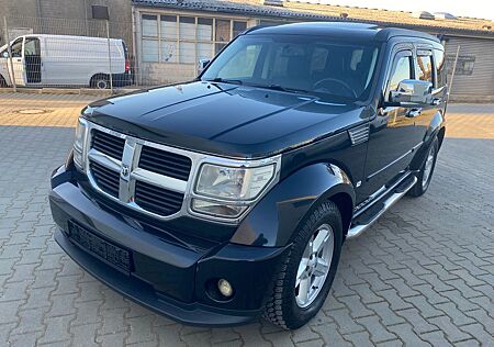 Dodge Nitro SXT*Aut*Leder*Ahk*S Dach*Shz