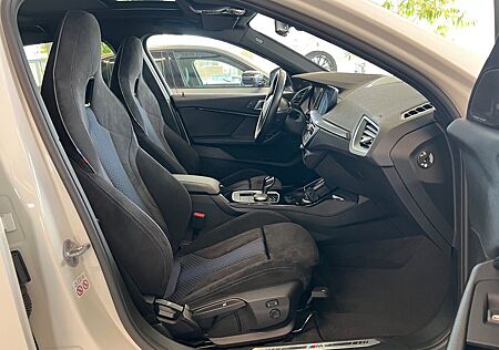 BMW 118 i M Sport / Pano / Head-Up/ H&K / ACC